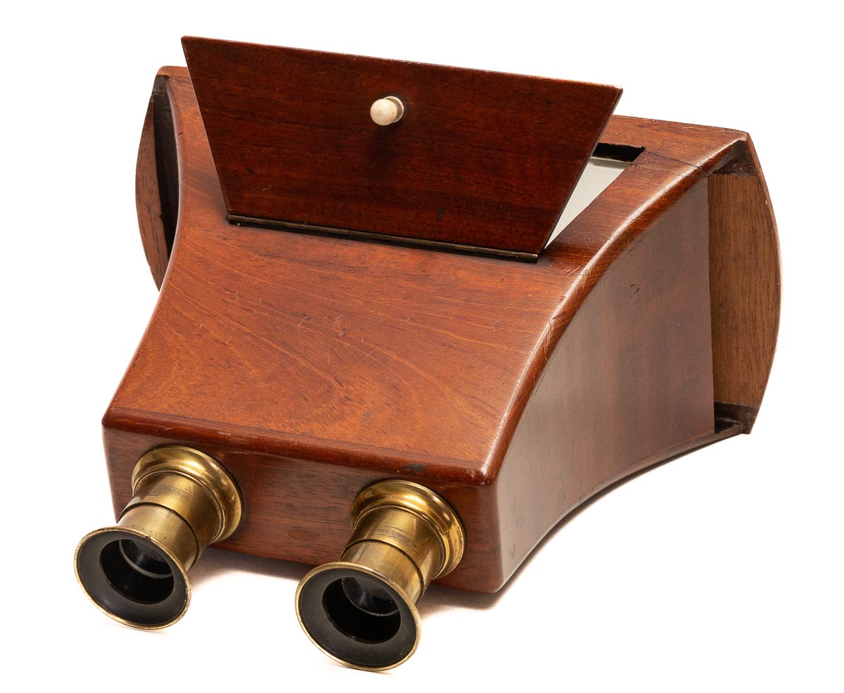 Brewster-type stereoscope 9 x 18, Claudet, France, c 1855 Brewster-type stereoscope 9 x 18, Claudet, France, c 1855