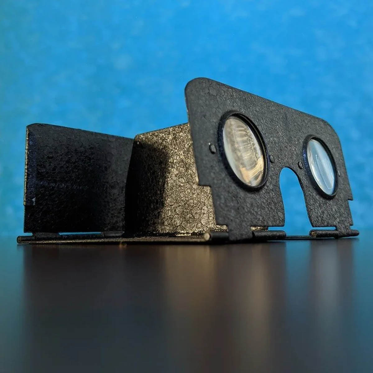 Stereo Puck