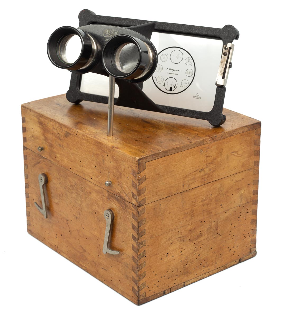 Verant-style 9 x 18, Carl Zeiss Jena, Germany Verant-style 9 x 18, Carl Zeiss Jena, Germany