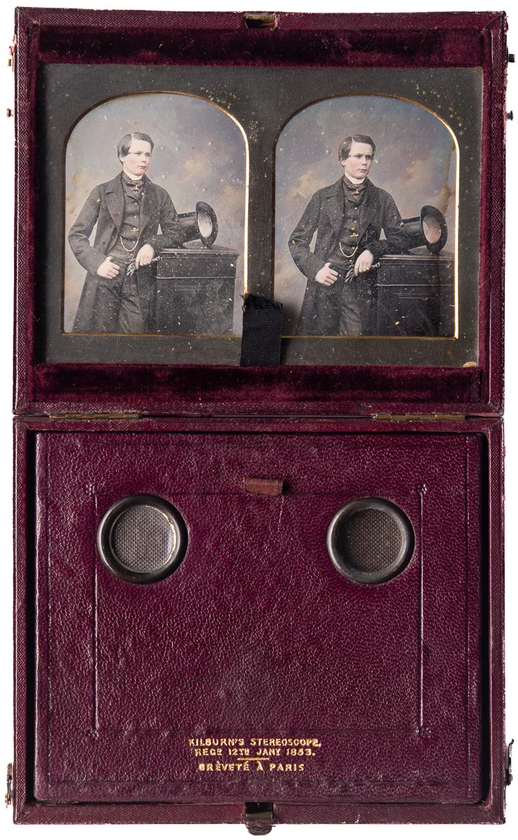 Kilburn viewing case with a hand-coloured stereo daguerrotype by William Edward Kilburn