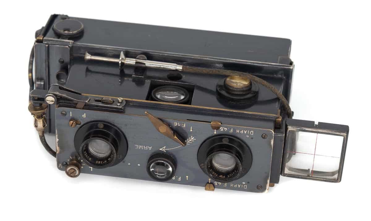 Vérascope No. 6bs - Stereo camera by Jules Richard.